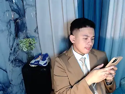 Snapshot of Njay_16 chatting on September 11, 2025, 11:43 am Njay 16 online show from September 11, 2025, 11:43 am