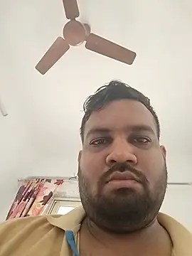 vinay smalldick online show from February 11, 2026, 9:14 am