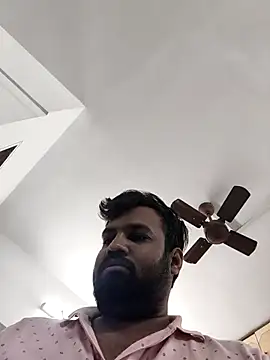 vinay smalldick online show from April 4, 2026, 3:53 pm