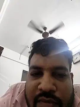 Snapshot of vinay_smalldick chatting on April 18, 2026, 2:10 pm vinay smalldick online show from April 18, 2026, 2:10 pm