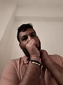 Snapshot of vinay_smalldick chatting on April 22, 2026, 1:19 am vinay smalldick online show from April 22, 2026, 1:19 am