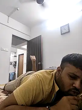 Snapshot of vinay_smalldick chatting on May 14, 2026, 4:25 pm vinay smalldick online show from May 14, 2026, 4:25 pm