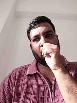 Snapshot of vinay_smalldick chatting on May 25, 2026, 2:06 am vinay smalldick online show from May 25, 2026, 2:06 am