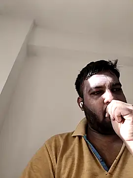 Snapshot of vinay_smalldick chatting on May 26, 2026, 2:29 am vinay smalldick online show from May 26, 2026, 2:29 am