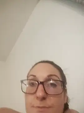 Snapshot of PrincessP8989 chatting on February 21, 2026, 12:33 am PrincessP8989 online show from February 21, 2026, 12:33 am