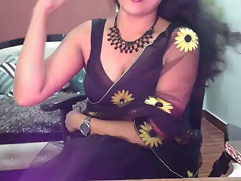 shaalu sharma online show from November 21, 2025, 6:28 pm