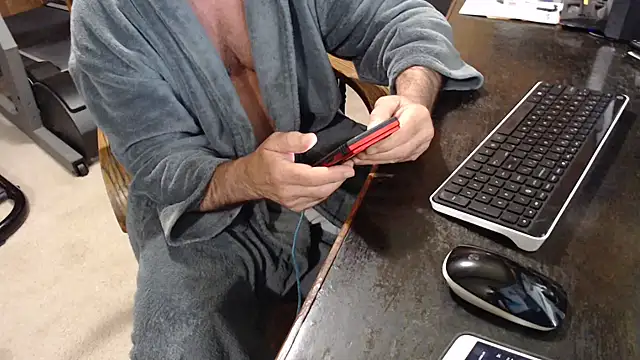 billy471 online show from April 23, 2026, 5:37 pm