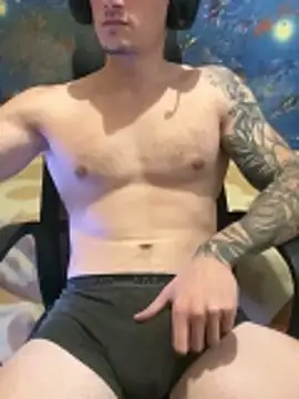 fronkie9384 online show from November 6, 2025, 11:55 am