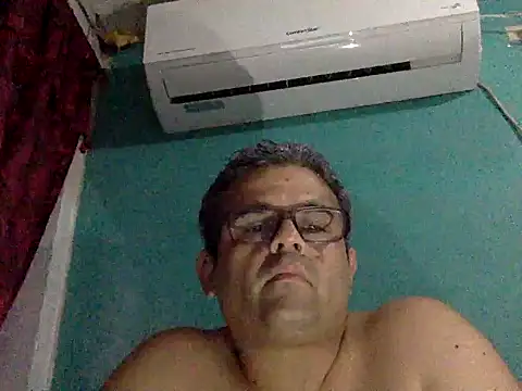 Katracho6969 online show from October 11, 2025, 11:47 pm