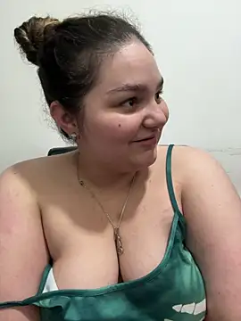 Snapshot of PortuPAWG chatting on April 17, 2026, 10:57 pm PortuPAWG online show from April 17, 2026, 10:57 pm