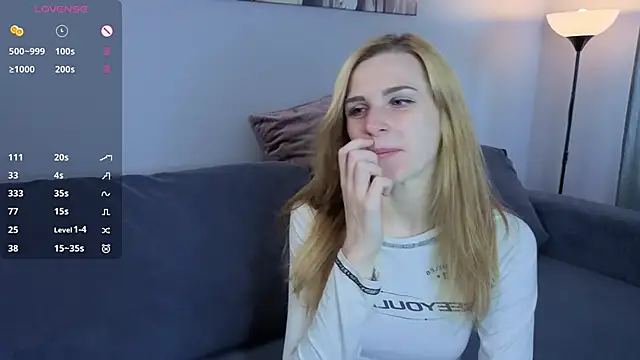 HelenMartines online show from September 10, 2025, 12:27 pm