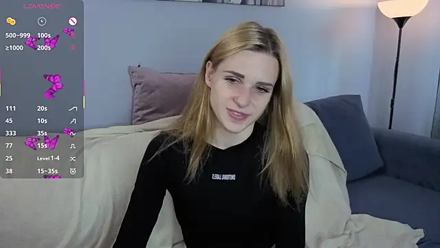 HelenMartines online show from September 21, 2025, 10:28 am