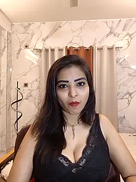 QUEEN-ADITI online show from March 2, 2026, 6:15 pm