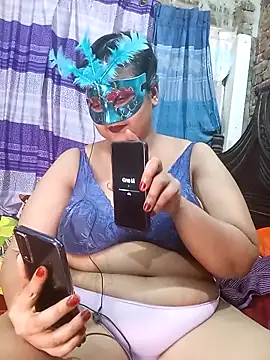 Tanisha-Chy online show from May 14, 2026, 5:42 pm