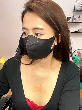 Mochi21 online show from January 11, 2026, 10:09 am