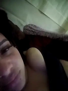 LaSofi-y-Elnegro online show from March 18, 2026, 7:50 pm