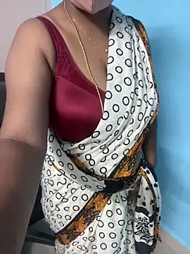 Snapshot of monal_95 chatting on February 7, 2026, 2:26 am monal 95 online show from February 7, 2026, 2:26 am