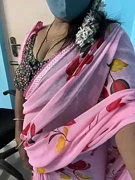 Snapshot of monal_95 chatting on February 14, 2026, 9:06 am monal 95 online show from February 14, 2026, 9:06 am