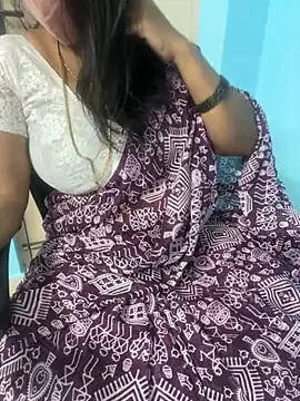 Snapshot of monal_95 chatting on February 18, 2026, 7:15 am monal 95 online show from February 18, 2026, 7:15 am