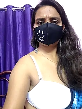 cutie pei002 online show from December 14, 2025, 8:13 pm