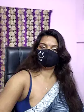 Snapshot of cutie_pei002 chatting on April 16, 2026, 5:03 pm cutie pei002 online show from April 16, 2026, 5:03 pm