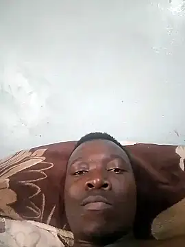 Snapshot of Mrhugeblack chatting on November 1, 2025, 9:11 am Mrhugeblack online show from November 1, 2025, 9:11 am