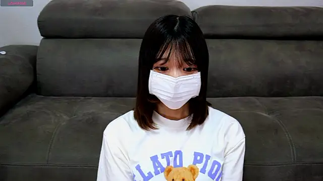 yua    chan online show from September 30, 2025, 1:21 am