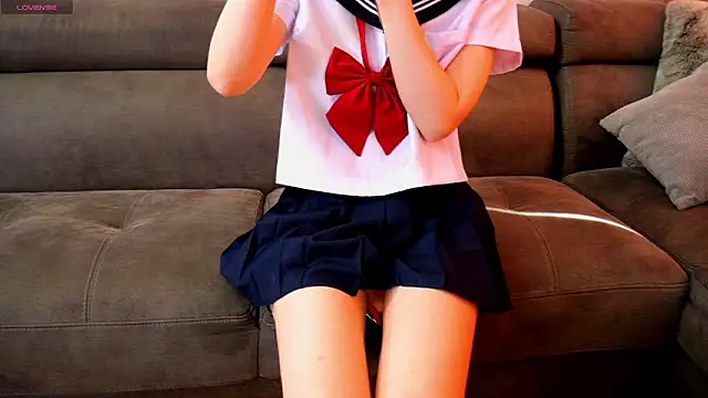 yua    chan online show from October 1, 2025, 5:46 am