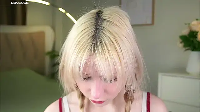 Snapshot of MarciDarugar chatting on January 11, 2026, 3:28 pm MarciDarugar online show from January 11, 2026, 3:28 pm