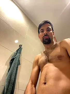 tantrii online show from October 30, 2025, 2:18 pm