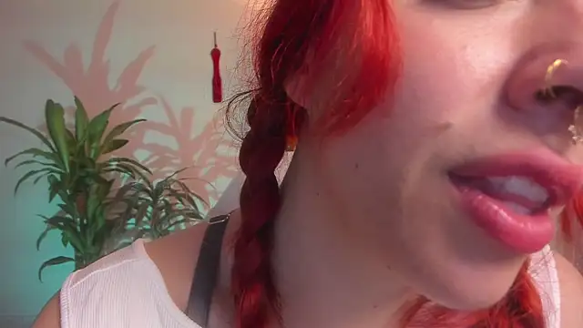 Snapshot of bri_von_dhara__ chatting on October 23, 2025, 4:17 pm bri von dhara online show from October 23, 2025, 4:17 pm