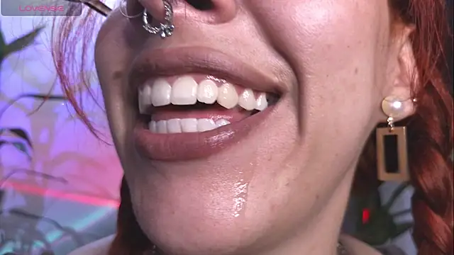 Snapshot of bri_von_dhara__ chatting on November 16, 2025, 10:26 pm bri von dhara online show from November 16, 2025, 10:26 pm