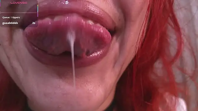 Snapshot of bri_von_dhara__ chatting on December 3, 2025, 7:45 pm bri von dhara online show from December 3, 2025, 7:45 pm