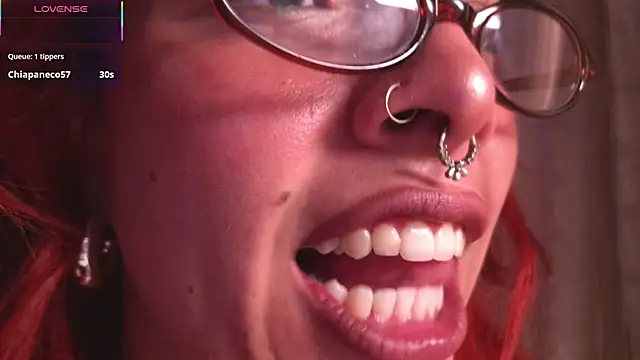 Snapshot of bri_von_dhara__ chatting on December 13, 2025, 8:36 pm bri von dhara online show from December 13, 2025, 8:36 pm