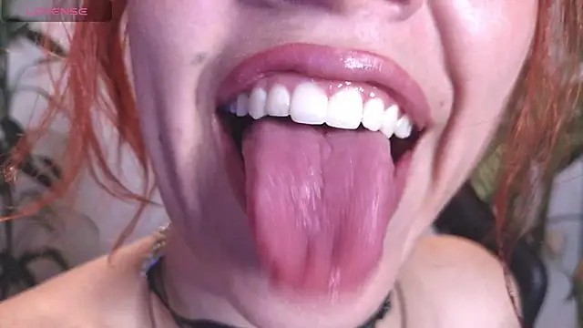 Snapshot of bri_von_dhara__ chatting on February 8, 2026, 10:24 pm bri von dhara online show from February 8, 2026, 10:24 pm