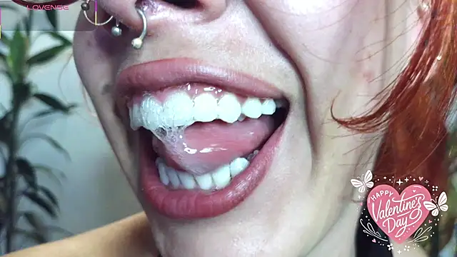 Snapshot of bri_von_dhara__ chatting on February 15, 2026, 10:39 pm bri von dhara online show from February 15, 2026, 10:39 pm