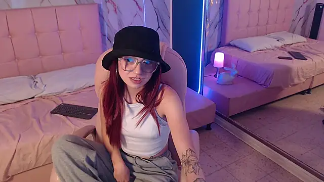 Red kytty6 online show from March 5, 2026, 5:47 am