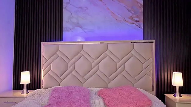 MiaaFarrel online show from February 21, 2026, 5:47 pm