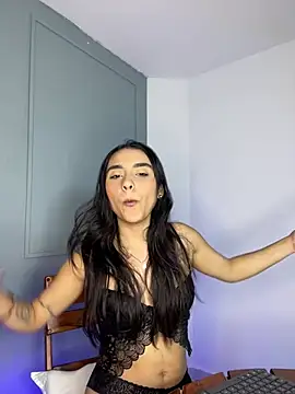 Zafira Montiel online show from February 18, 2026, 4:30 am