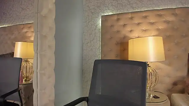 Snapshot of AlannaBlakes chatting on January 13, 2026, 3:01 am AlannaBlakes online show from January 13, 2026, 3:01 am