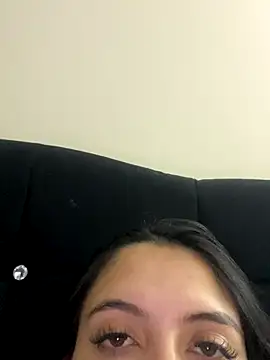 marianm29 online show from November 25, 2025, 3:17 am