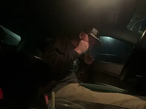 Snapshot of Chazington90 chatting on September 18, 2025, 5:53 am Chazington90 online show from September 18, 2025, 5:53 am