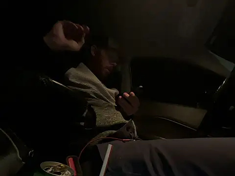 Snapshot of Chazington90 chatting on November 3, 2025, 4:25 am Chazington90 online show from November 3, 2025, 4:25 am