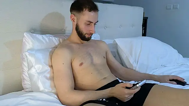 Snapshot of RyanStorm_ chatting on February 9, 2026, 6:34 pm RyanStorm online show from February 9, 2026, 6:34 pm