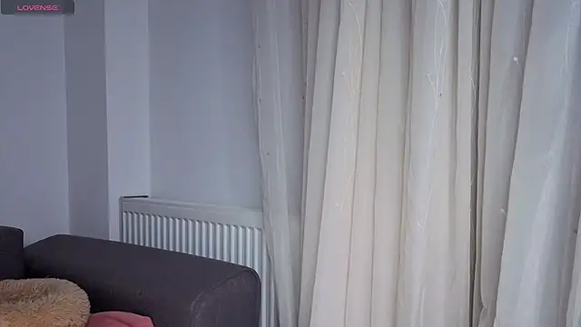 SkinnyMode online show from October 15, 2025, 12:11 am