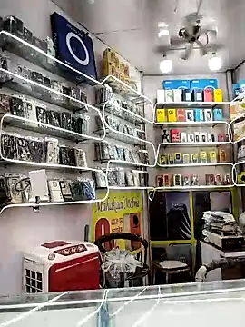 avi007p online show from October 15, 2025, 9:42 am