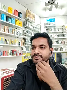 avi007p online show from November 9, 2025, 8:56 am