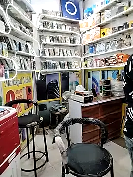 avi007p online show from January 15, 2026, 12:43 pm