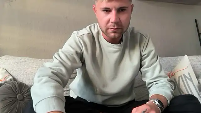 RioBlaze online show from September 14, 2025, 5:01 pm