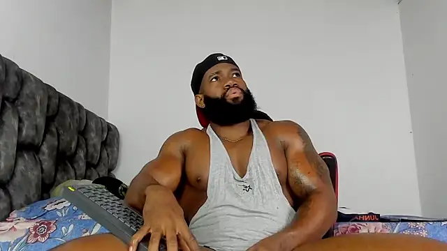 Snapshot of james_musclebbc chatting on October 26, 2025, 12:55 pm james musclebbc online show from October 26, 2025, 12:55 pm